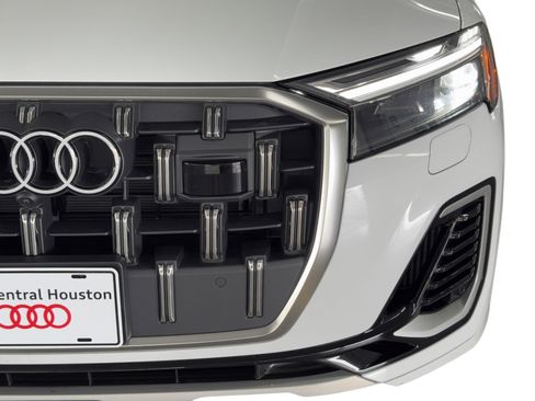 Certified 2025 Audi Q7 3.0T Premium Plus w/ Premium Plus Package image 11