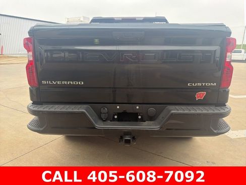 Used 2022 Chevrolet Silverado 1500 Custom AWD/4WD image 2
