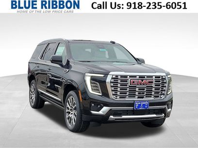 New 2026 GMC Yukon Denali w/ Sun & Power Step Package