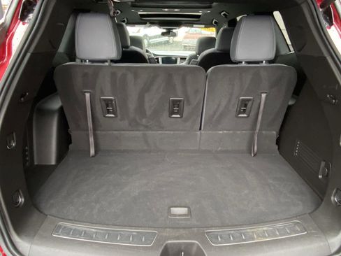 Used 2023 Buick Enclave Essence w/ Experience Buick Package AWD/4WD image 33