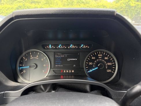 Used 2018 Ford F150 XLT w/ Trailer Tow Package AWD/4WD image 10