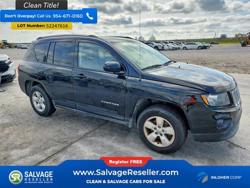 Used 2017 Jeep Compass Latitude FWD image 5