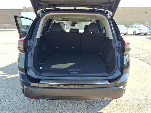 New 2026 Nissan Rogue SV w/ SV Premium Package image 31
