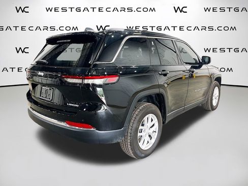 New 2025 Jeep Grand Cherokee Laredo X image 8