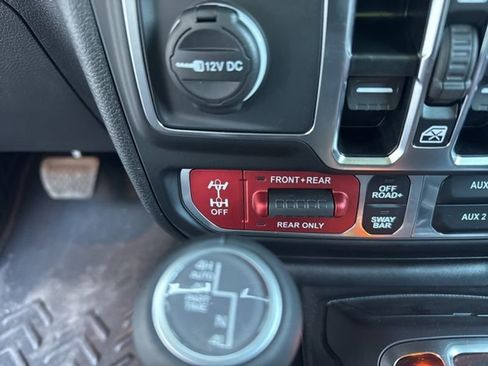 New 2025 Jeep Wrangler Unlimited Rubicon 392 image 18