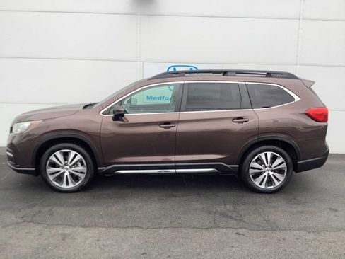 Used 2021 Subaru Ascent Limited w/ Technology Package AWD/4WD image 3