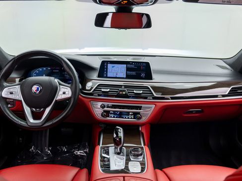 Used 2021 BMW ALPINA B7 xDrive w/ Luxury Rear Seating Package AWD/4WD image 11