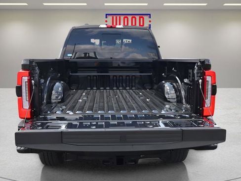New 2026 Ford F350 Platinum w/ FX4 Off-Road Package image 4