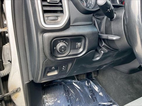 Used 2022 RAM 1500 Big Horn AWD/4WD image 25