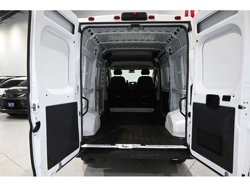 Used 2019 RAM ProMaster 1500 w/ Premium Appearance Group FWD image 18