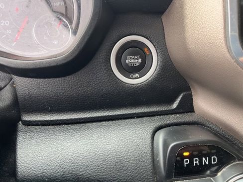 Used 2020 RAM 1500 Laramie image 22