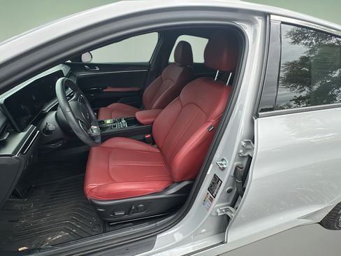 Used 2025 Kia K5 GT-Line w/ GT-Line Premium Package FWD image 17
