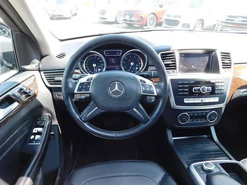 Used 2015 Mercedes-Benz ML 350 4MATIC image 16