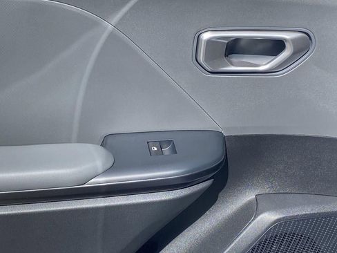 New 2026 Kia K4 LXS image 26