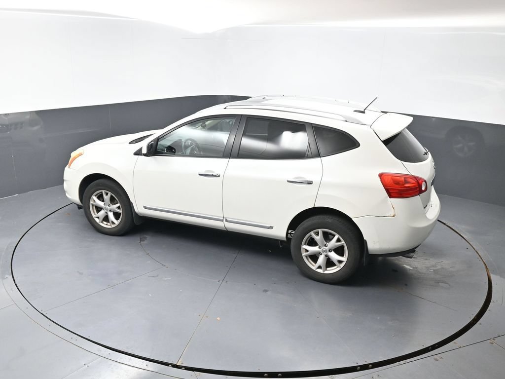 Used 2011 Nissan Rogue SV w/ Premium Pkg FWD image 18