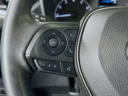 Used 2023 Toyota Corolla Cross LE image 16