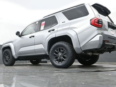 New 2026 Toyota 4Runner SR5 RWD image 23