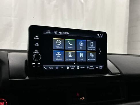 Used 2024 Honda Pilot TrailSport image 22