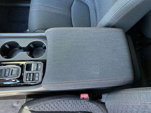 Used 2026 Honda Pilot Sport image 15