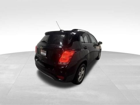 Used 2019 Chevrolet Trax LT FWD image 7