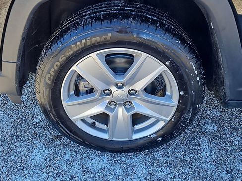 Used 2022 Jeep Compass Latitude w/ Convenience Group image 7