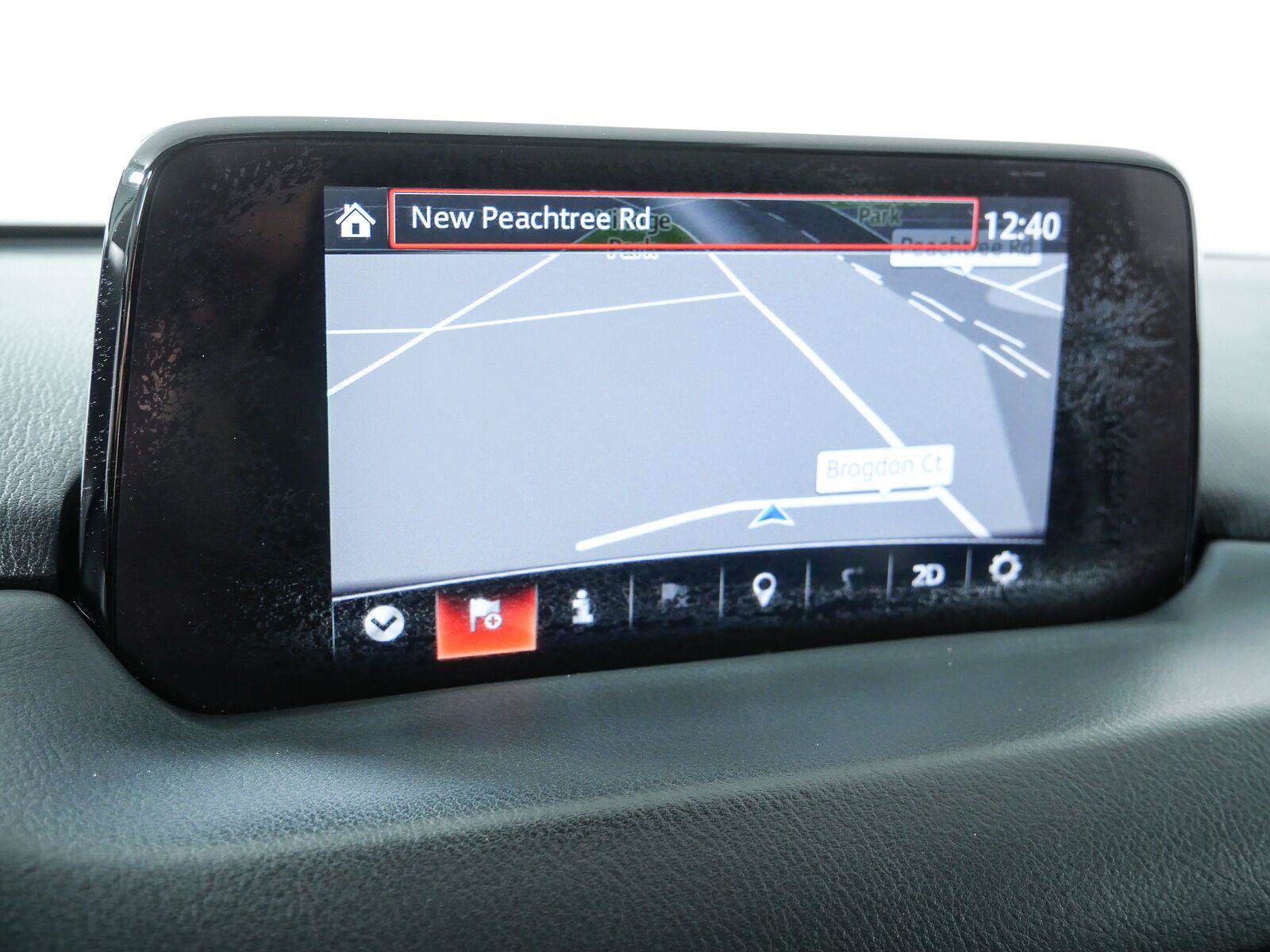 Used 2018 MAZDA CX-5 Touring w/ Preferred Equipment Package FWD image 16