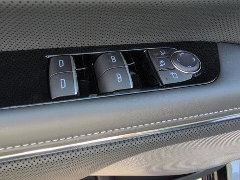 New 2025 GMC Sierra EV Denali image 20