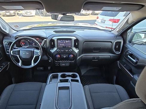 Used 2021 Chevrolet Silverado 1500 RST image 23