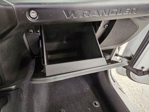 Used 2020 Jeep Wrangler Unlimited Sport S AWD/4WD image 22