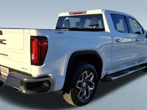 Used 2023 GMC Sierra 1500 SLT w/ SLT Premium Package image 7