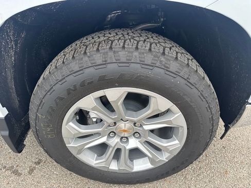 New 2026 Chevrolet Silverado 1500 LTZ w/ Z71 Off-Road Package image 13