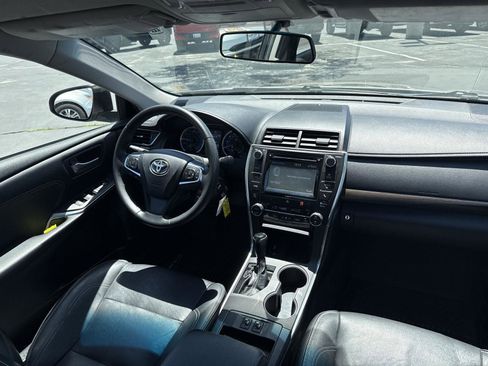 Used 2017 Toyota Camry XLE FWD image 21