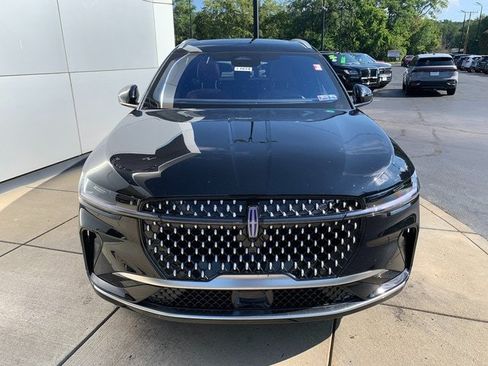 New 2026 Lincoln Nautilus Reserve AWD/4WD image 9