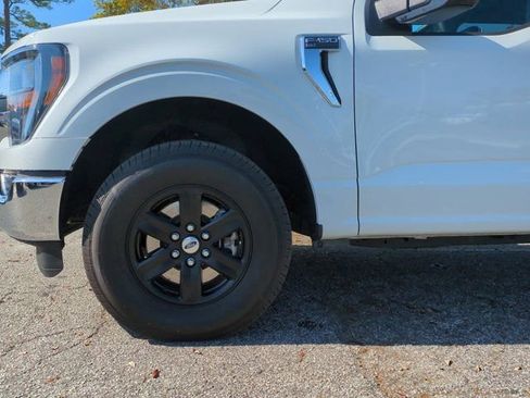 Used 2023 Ford F150 XLT image 11
