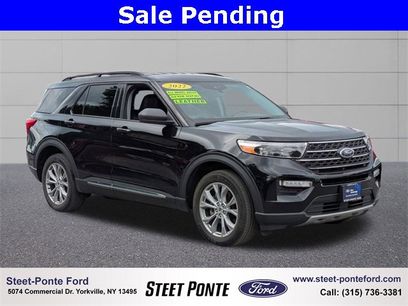 Certified 2022 Ford Explorer XLT w/ Equipment Group 202A