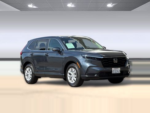 Used 2025 Honda CR-V LX image 6
