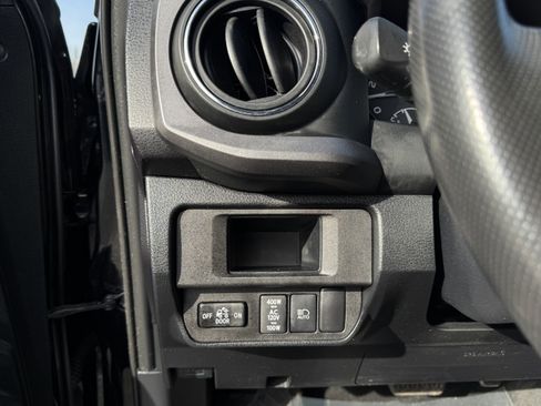 Used 2019 Toyota Tacoma TRD Pro image 21