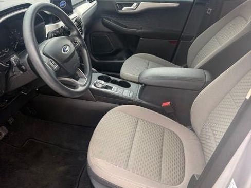 Used 2020 Ford Escape SE FWD image 4