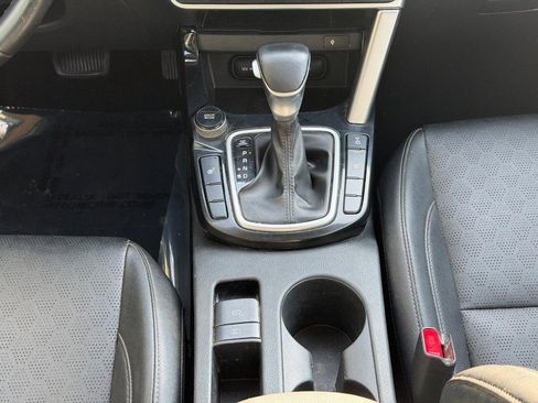 Used 2021 Kia Seltos SX AWD/4WD image 14