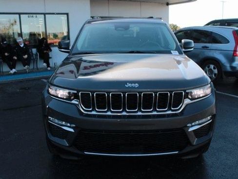 Used 2022 Jeep Grand Cherokee Limited 4xe image 6