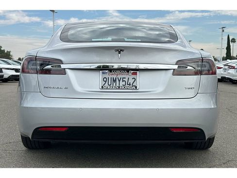 Used 2018 Tesla Model S 75D image 4