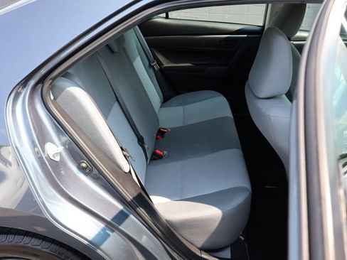 Used 2016 Toyota Corolla L FWD image 18