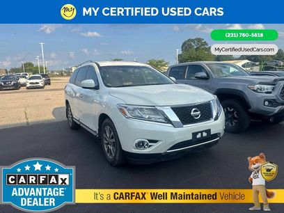 Used 2015 Nissan Pathfinder SL