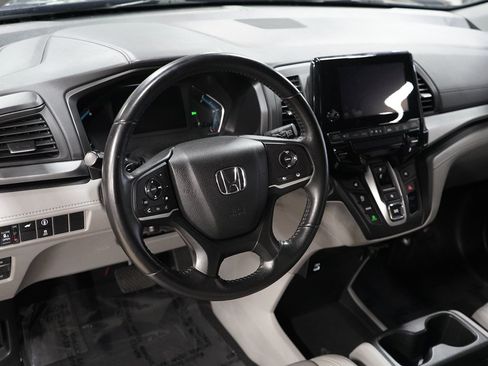 Used 2021 Honda Odyssey EX-L image 10