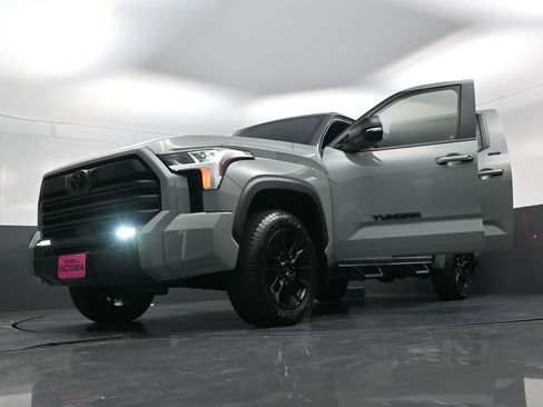 Used 2025 Toyota Tundra SR5 AWD/4WD image 27