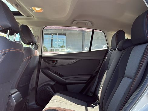 Used 2020 Subaru Crosstrek 2.0i Premium w/ Moonroof Package 1 AWD/4WD image 21