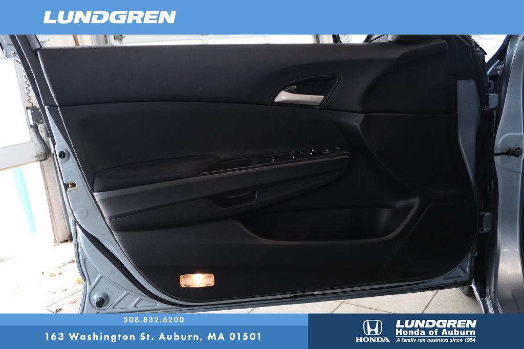 Used 2011 Honda Accord LX image 9