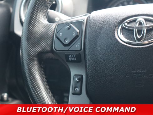 Used 2021 Toyota Tacoma TRD Sport w/ TRD Premium Sport Package AWD/4WD image 15