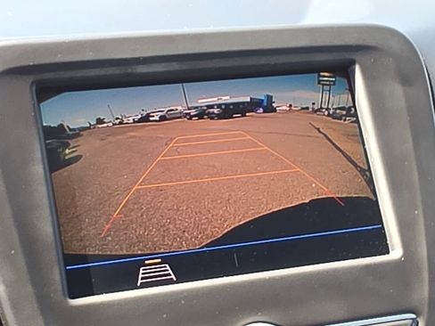 Used 2020 Chevrolet Equinox LS w/ LS Convenience Package FWD image 20