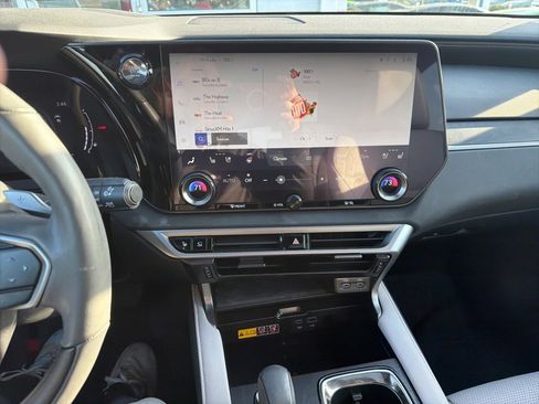 Used 2024 Lexus RX 350 Premium Plus image 13